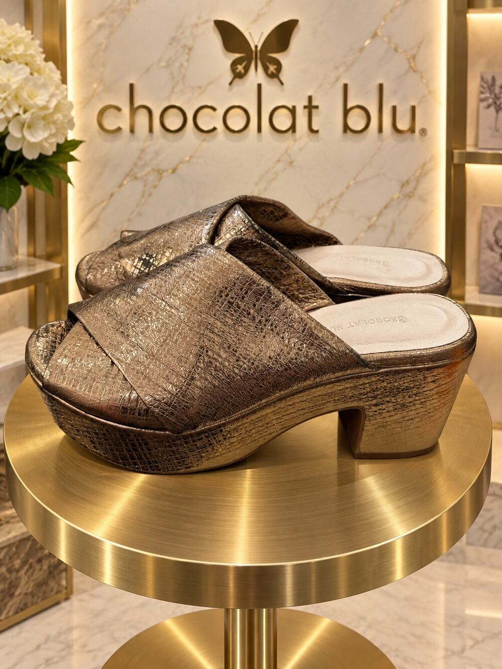 Chocolat Blu Georgette Gold Leather Platform Slide Sandals Women’s Size 8